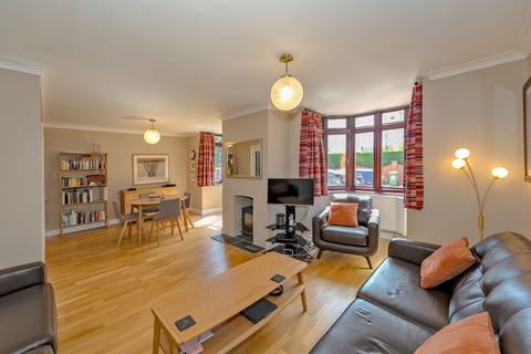 74 Buckingham Road, Bletchley, Milton Keynes, MK3 5HL