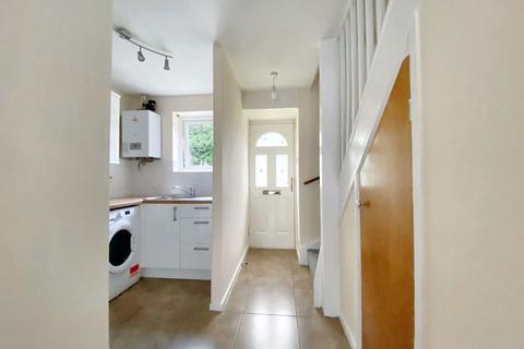 2 bedroom terraced house to rent, Speedwell Close, Weavering, ME14