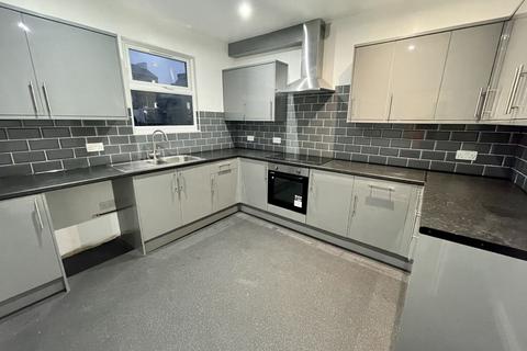 1 bedroom in a house share to rent, Edwin Street, Gravesend DA12