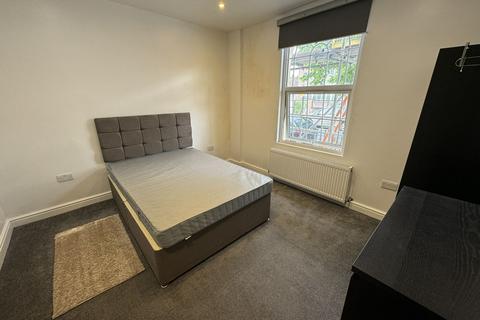 1 bedroom in a house share to rent, Edwin Street, Gravesend DA12