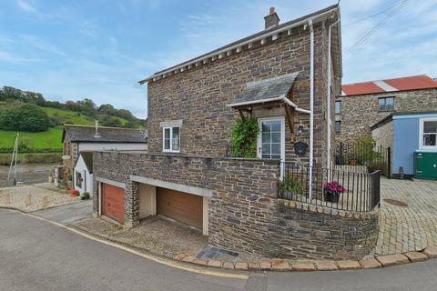 3 bedroom detached house for sale, Commercial Road, Calstock PL18