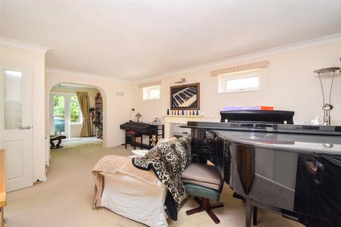 2 bedroom bungalow for sale, Owlsmoor, Sandhurst GU47