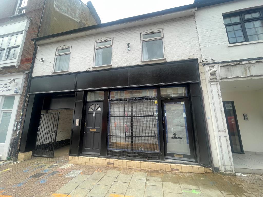 Prime Commercial Opportunity in Luton Town Centre