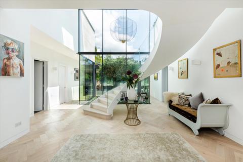 7 bedroom detached house to rent, Aylestone Avenue, London, NW6.