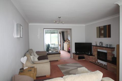 3 bedroom end of terrace house to rent, Homefield Road, Hemel Hempstead, Hertfordshire, HP2 4DA
