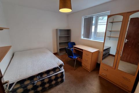 2 bedroom house share to rent, Alton Road, Birmingham B29