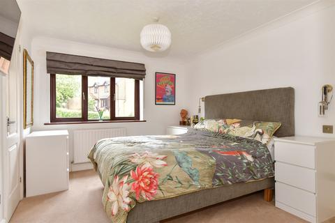 4 bedroom detached house for sale, Silver Tree Close, Walderslade, Chatham, Kent