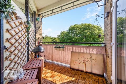 79 Elizabeth Fry Place, London, SE18 4LA