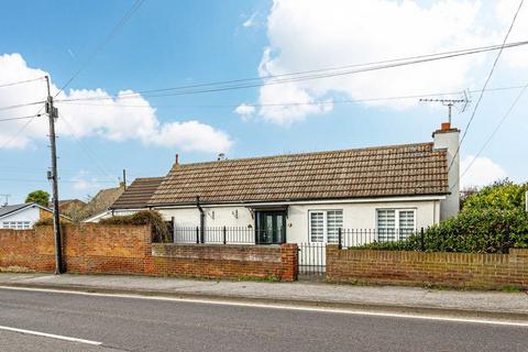 undefined, Daws Heath Road, Benfleet, SS7