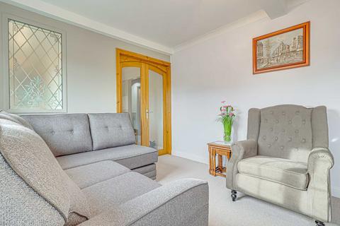 undefined, Daws Heath Road, Benfleet, SS7