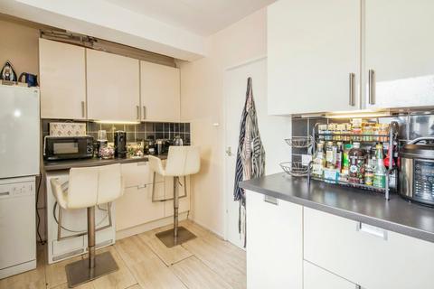 11 Thornham Street, London, SE10 9SA
