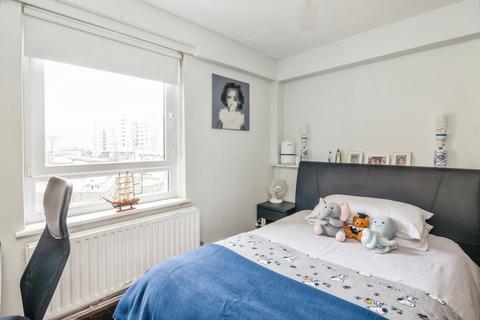 11 Thornham Street, London, SE10 9SA