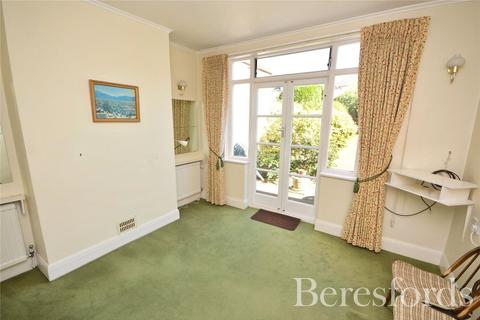 3 bedroom semi-detached house for sale, Ashmour Gardens, Romford, RM1