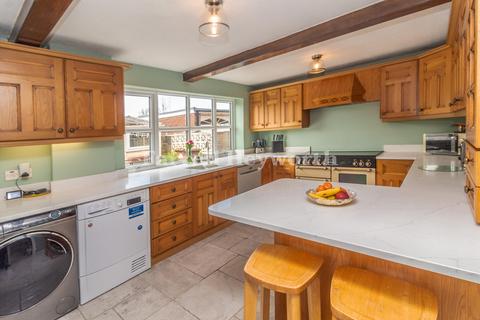 168 Conway Drive, Fulwood, Preston, PR2 3ES