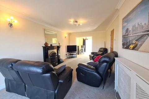 4 bedroom detached house for sale, Princes Way, Fleetwood FY7