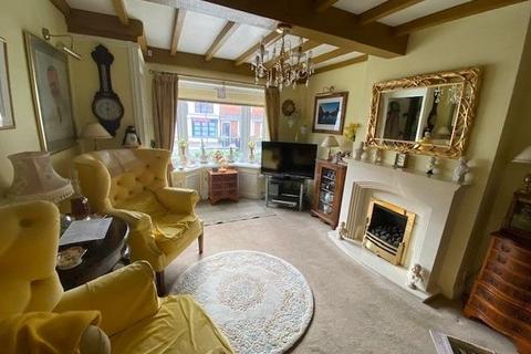 2 bedroom cottage for sale, High Street, Henley-in-arden B95