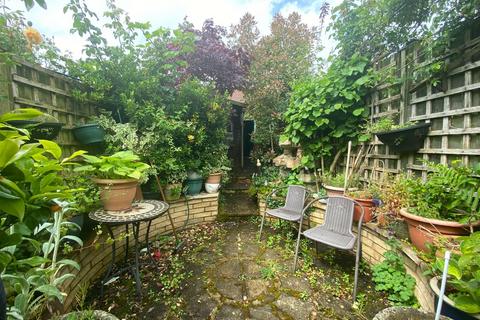112a High Street, Henley-in-arden, B95 5BS