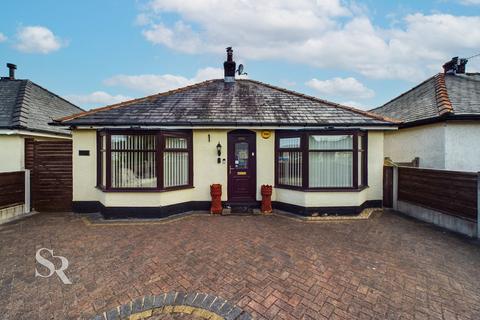 2 bedroom detached bungalow for sale, Longson Road, Chapel-En-Le-Frith, SK23