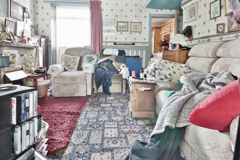 3 bedroom terraced house for sale, Marfleet Lane, Hull, East Riding of Yorkshire, HU9 4TL