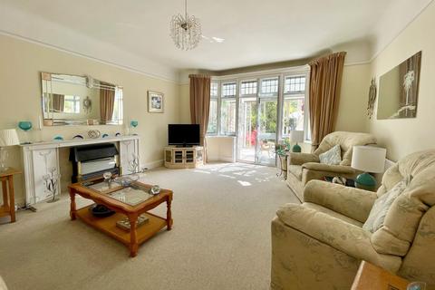 2 bedroom apartment for sale, De Lisle Road, Bournemouth, BH3