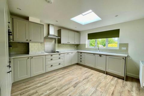 2 bedroom bungalow to rent, Moor Park Drive, Addingham, Ilkley, West Yorkshire, LS29