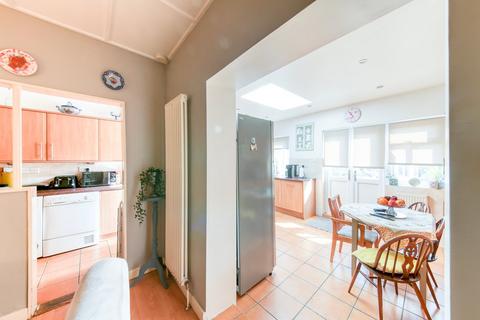 59 Mayfield Road, Thornton Heath, CR7 6DN