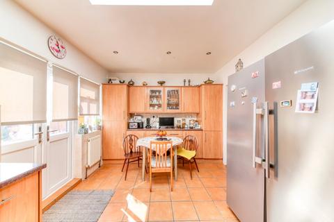 59 Mayfield Road, Thornton Heath, CR7 6DN