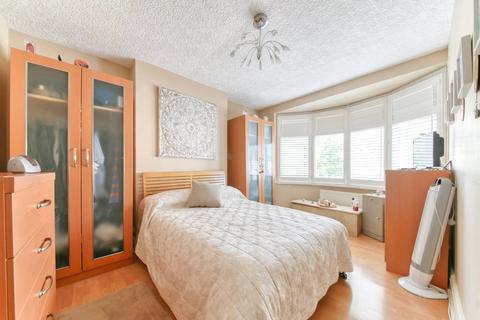 59 Mayfield Road, Thornton Heath, CR7 6DN