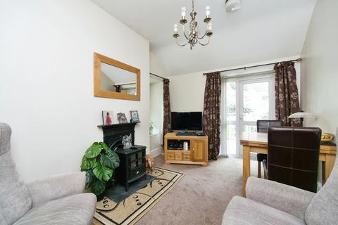 1 bedroom flat for sale, St Johns Hill, Barmouth LL42