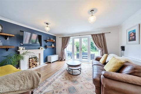3 bedroom semi-detached house for sale, Warbleton Road, Chineham, Basingstoke, Hampshire, RG24