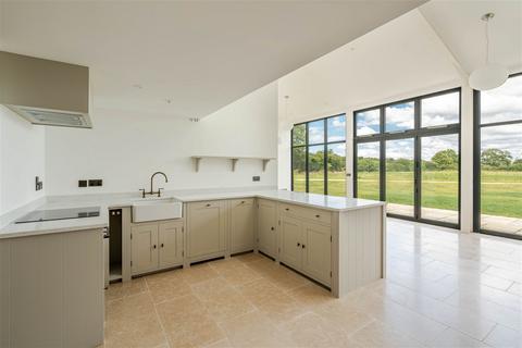 3 bedroom barn conversion for sale, Heath Farm Gardens, Garsdon