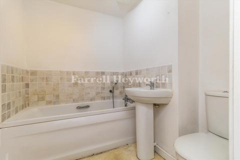 2 bedroom flat for sale, Anderton Crescent, Chorley PR7