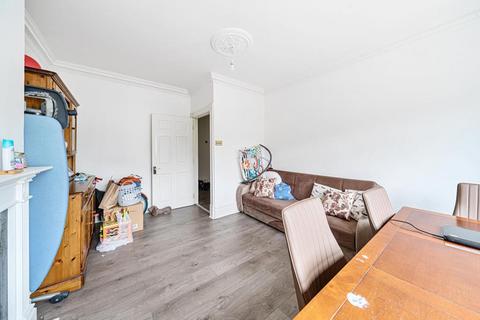 2 bedroom flat for sale, Weston Park,  London,  N8