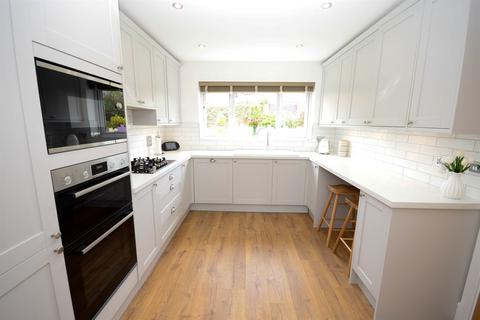 52 Elm Crescent, Birtley, Chester Le Street, DH3 1GH