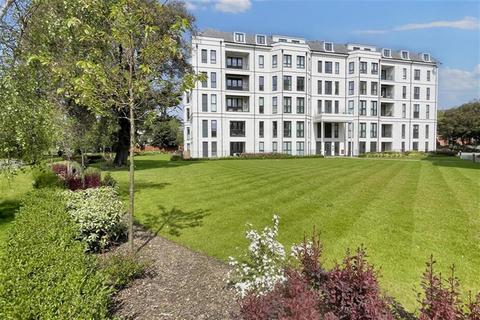 2 bedroom flat for sale, West Cliff