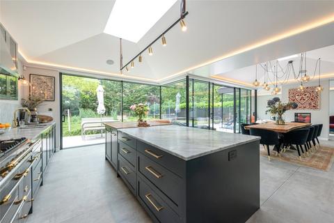 7 bedroom detached house to rent, Aylestone Avenue, London, NW6