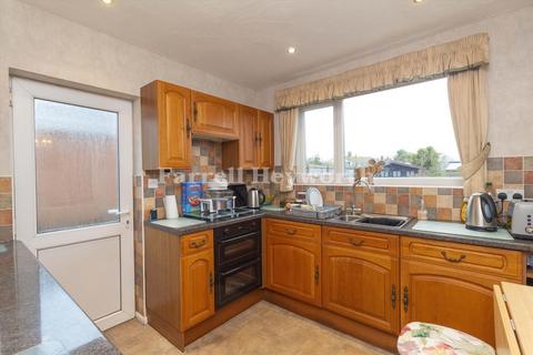 2 bedroom bungalow for sale, Middleton Avenue, Fleetwood FY7