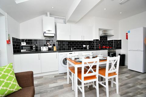 3 bedroom house for sale, Broadway, Lancaster LA1