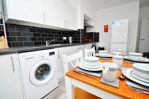 3 bedroom house for sale, Broadway, Lancaster LA1