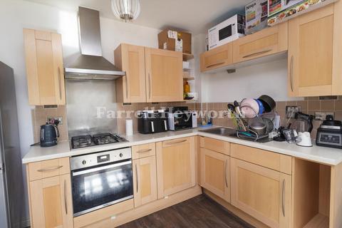 2 bedroom flat for sale, The Colonnade, Lancaster LA1