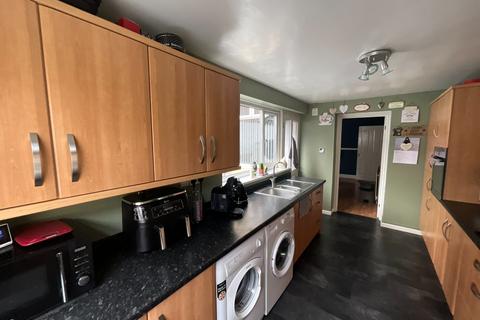 3 bedroom terraced house for sale, Hall Road, Hebburn, Tyne and Wear, NE31