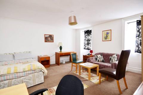 Studio to rent, New Quebec Street, Marylebone, London, W1H