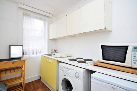 Studio to rent, New Quebec Street, Marylebone, London, W1H