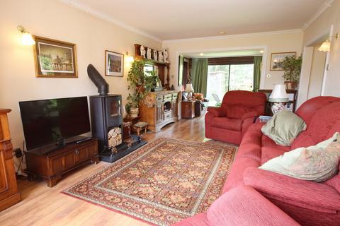 33 Fieldway, Weaverham, Northwich, CW8 3HW