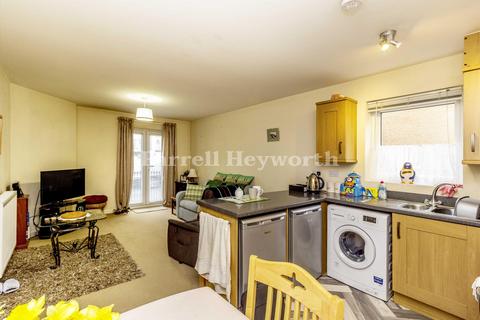 2 bedroom flat for sale, Egret House, Heysham LA3