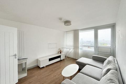 2 bedroom flat for sale, Flat 43 Arlington House, Evelyn Street, Lewisham, London, SE8 5QT
