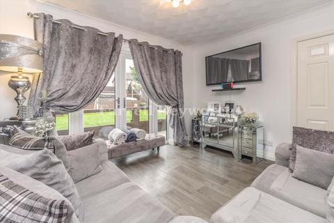 3 bedroom house for sale, Kingswood Road, Leyland PR25