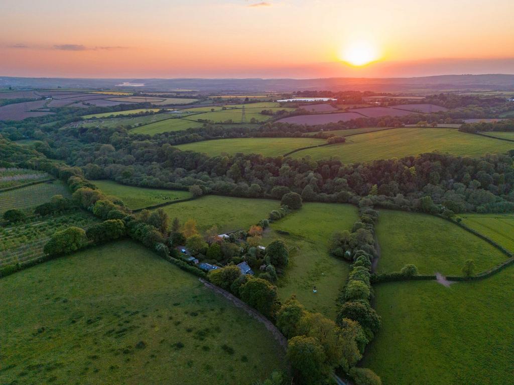 664dda19d479d Littlewood-Farm-Dusk-41