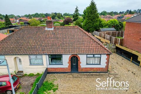 2 bedroom bungalow for sale, Gordon Avenue, Thorpe St Andrew, Norwich, NR7