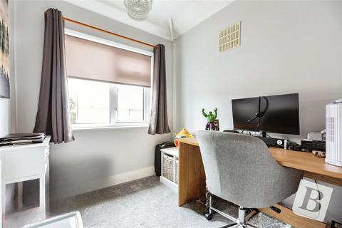 40 Bruce Grove, Chelmsford, CM2 9AY